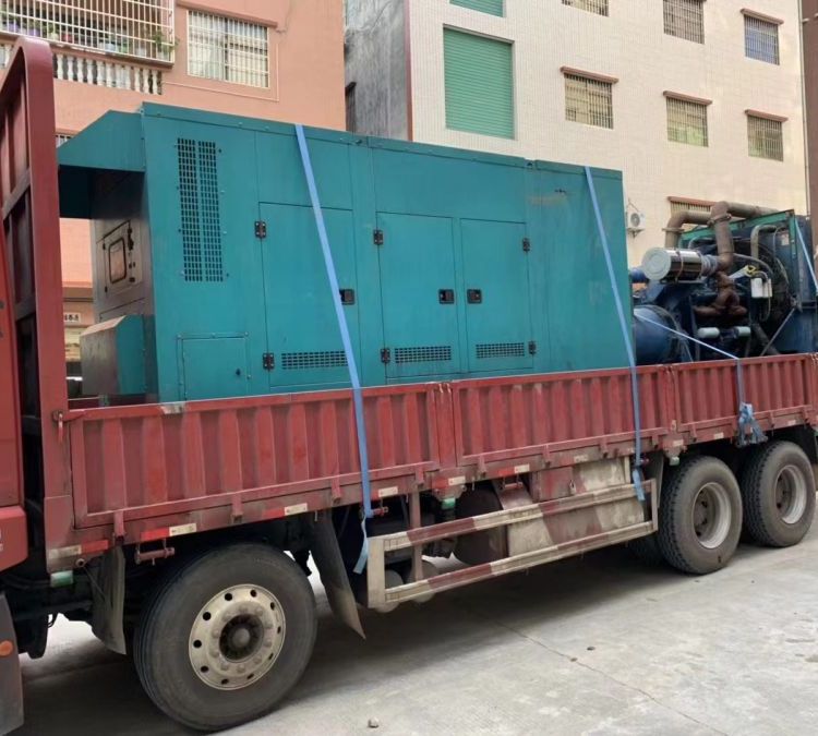 秀山如何在不同负载率下确保 400KW 柴油发电机组的正常运行？