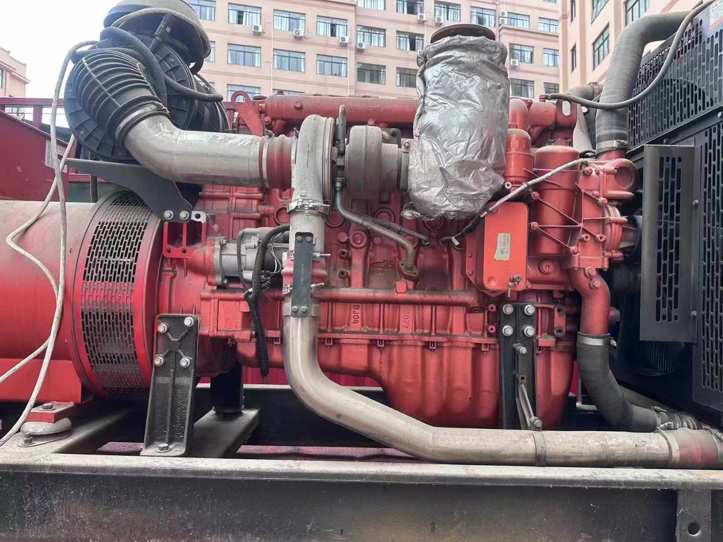 秀山如何选择适合 600kW 柴油发电机组的过载保护器？